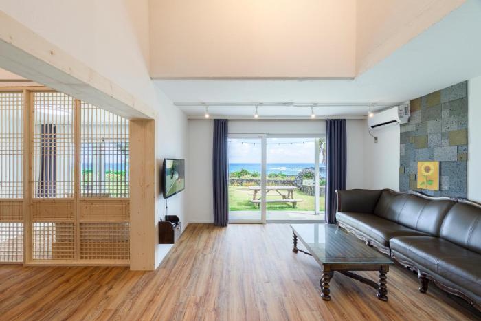 Jeju Turning point Pension