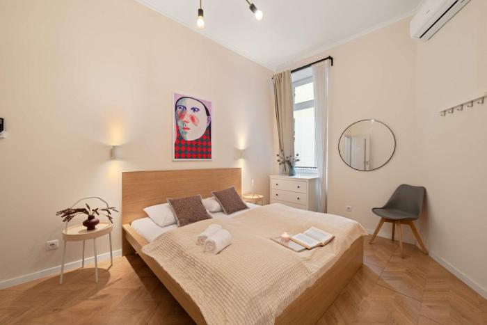 Dream Stay in Budapest-2BR Retreat on Kiraly St