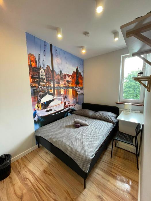 Motlava Room - Peaceful Retreat, 10 Minutes to Gdańsk Old Town & Seaside