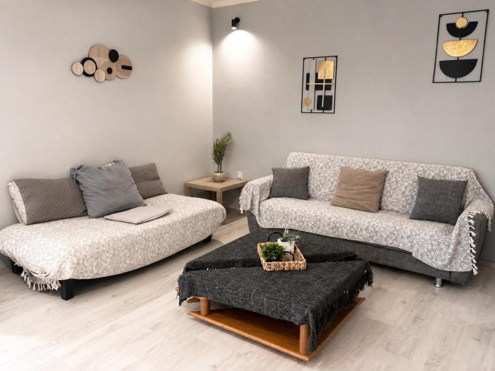 Manos house 15 minutes from the airport