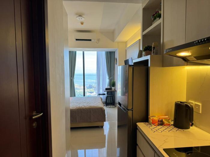Luxury Pollux habibie lantai 53