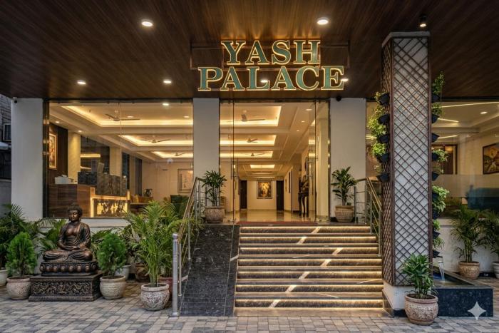 Hotel Yash Palace Near IGI Airport
