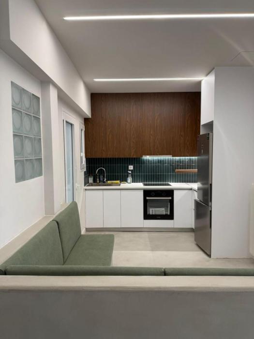 2BR Apt President Hotel View Near Metro