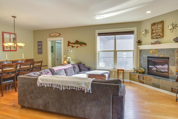 Bozeman Getaway w Mountain Views, Near Downtown