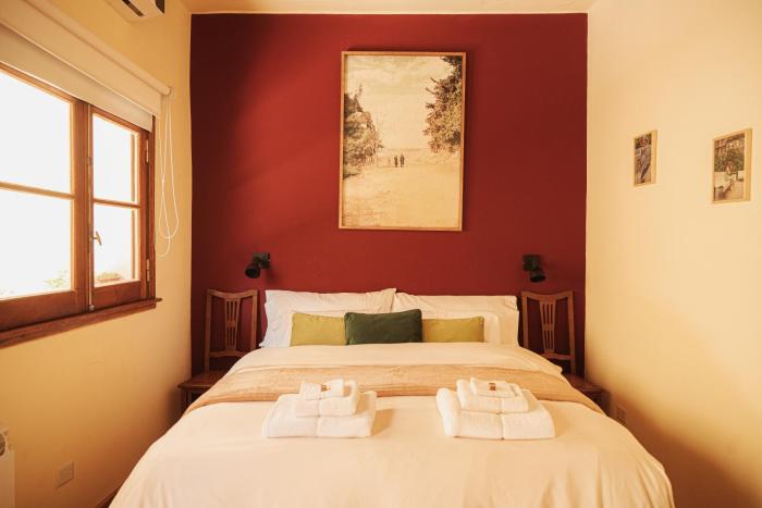 La Noire Petit hotel