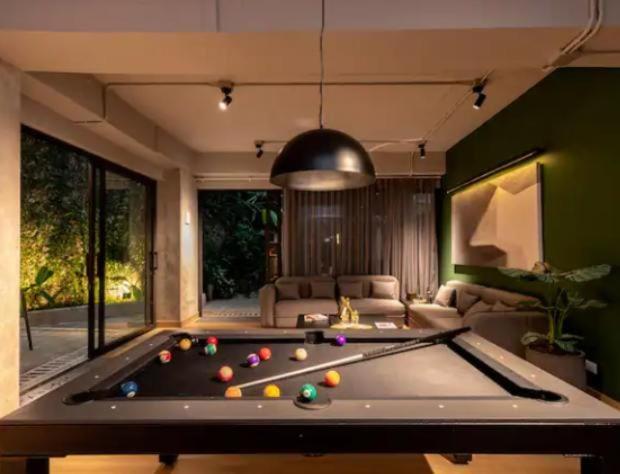 4 habitaciones con jacuzzi y mesa billar, Poblado Medellín