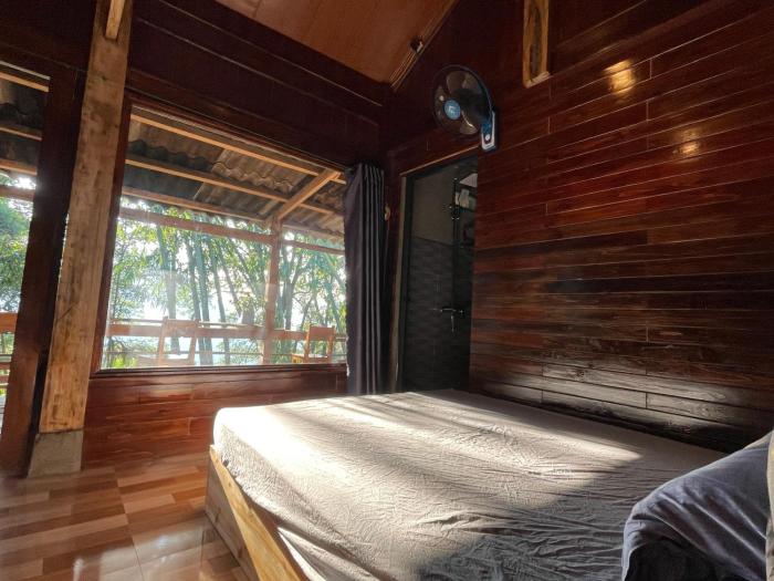Red Dao Homestay and Entire bungalow