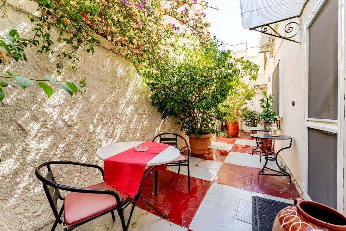 Acropolis Stone-built charming lodging 70 sq m