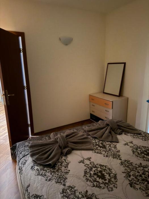 Apartment Semiramida garden