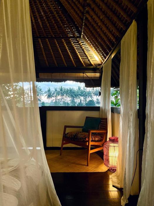 Bamboo T House