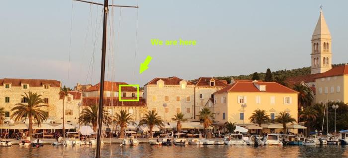 Supetar - Riva centrum