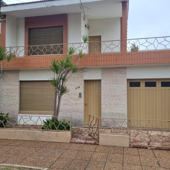 Excelente prop en el corazón de barrio Villa Rosas