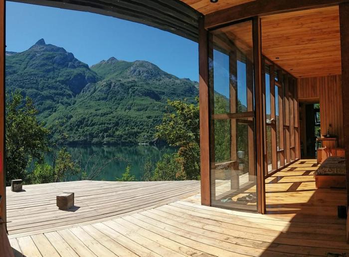 Off-Grid Lake Espolón, Boat-Only, Patagonia