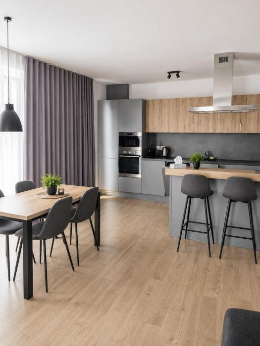 8-Apartmán s terasou nad mestom - Atrium living