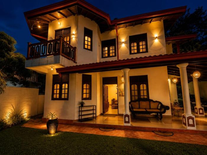 4 S Villa
