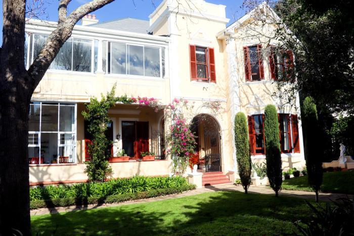 Carmichael House Boutique Hotel