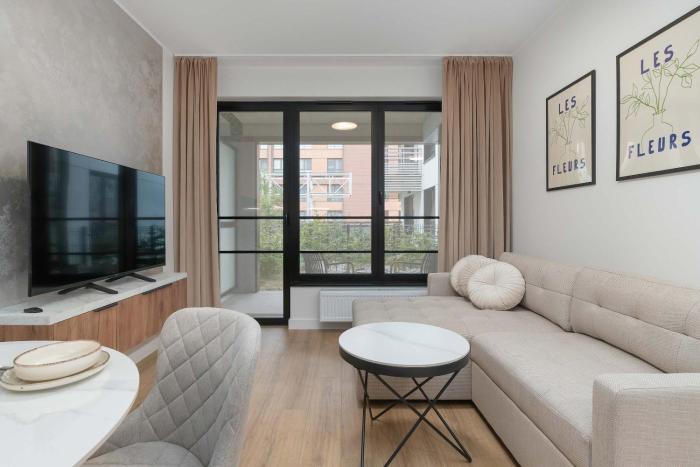 Komfortowy Apartament z Ogrodem i Parkingiem w Gdańsku by Noclegi Renters