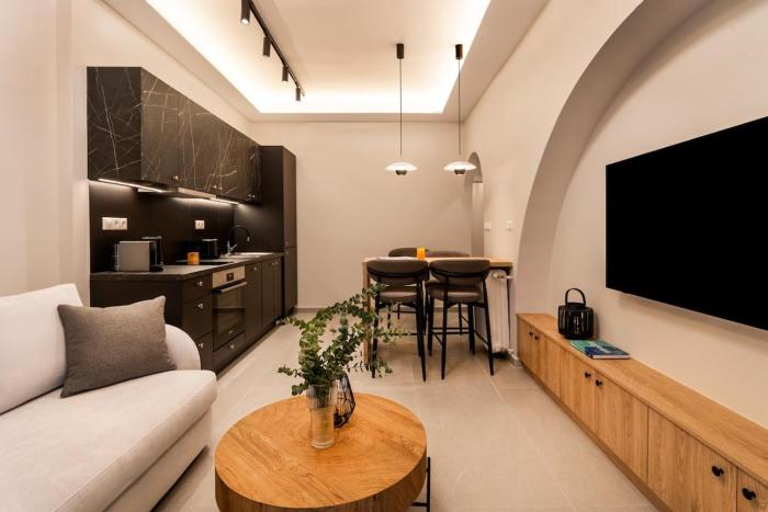 Acropolis Apartment 2BR 2BATH