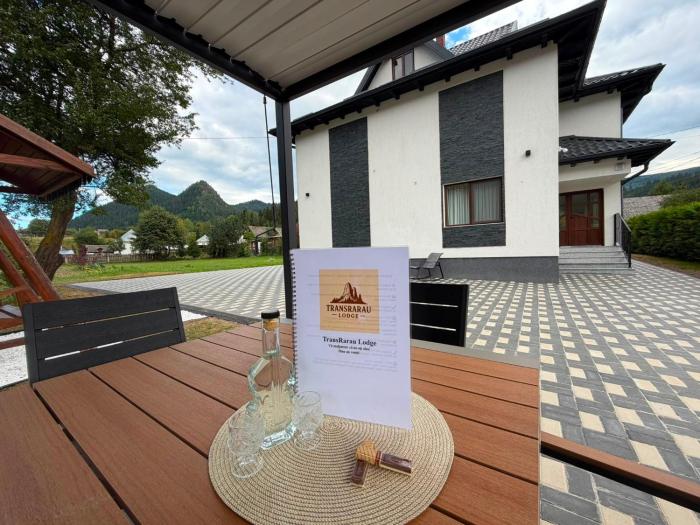 Transrarau Lodge
