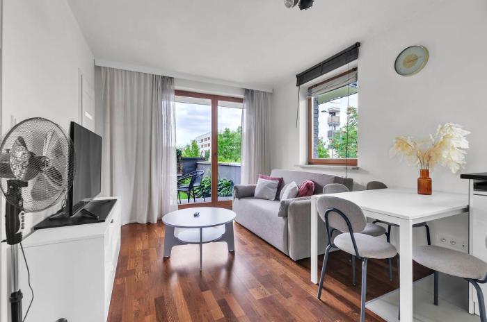 Walnut Apartment with Terrace&Parking Mokotow