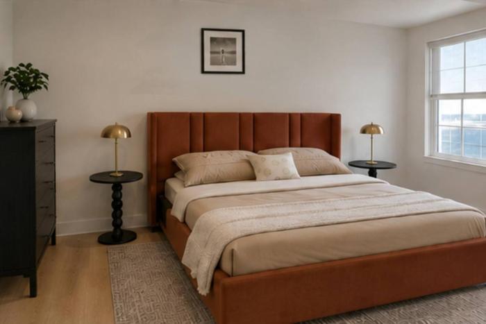 1BR Designer Suite Sleeps 4