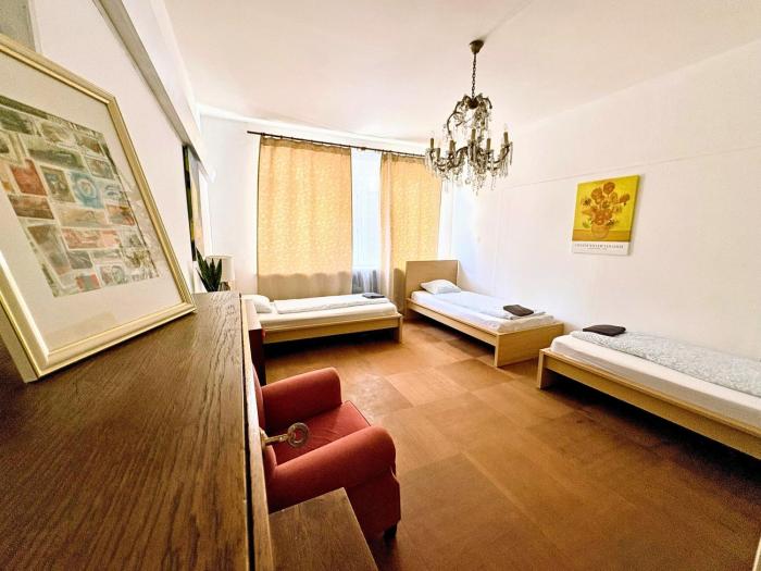 ROOMS Udolni - Červený kostel