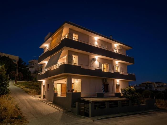 Giofyros luxury apartment