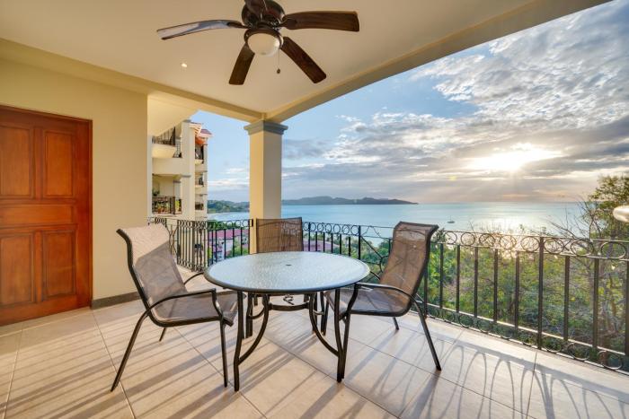 Best Flamingo Beach View! Pool, Balcony