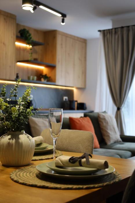 PRIME CITY CENTER - NordOne3 DeLuxe - Underground Private Parking and Big Balcony - by RealTrust