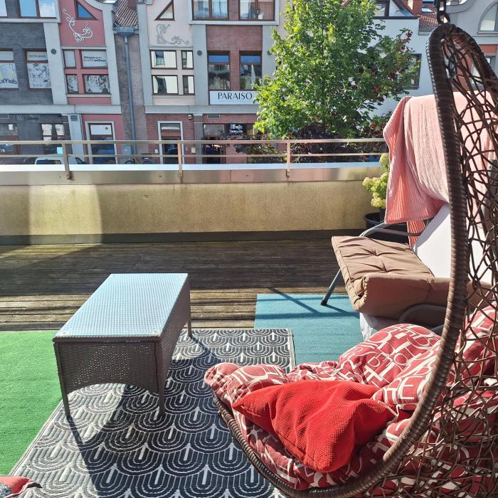 3 Pokoje przy porcie EKO-MARINA z tarasem do samodzielnego użytkowania