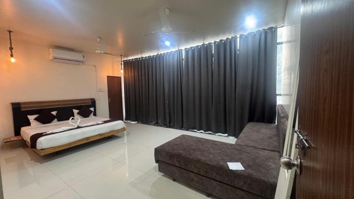 Hotel West24