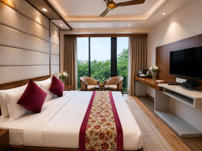 Hotel IP Royal By Qotel