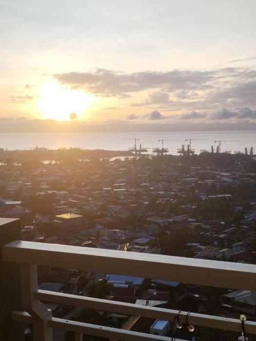 Cozy Staycation Sea View