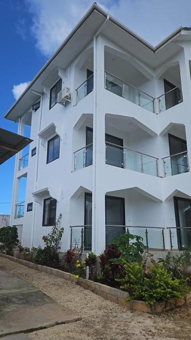 Upole Hotel Nungwi North