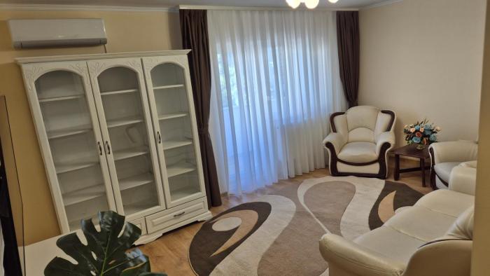Elas Apartment