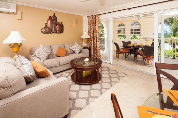 Modern Beachfront Condo with Pool - Sapphire 118