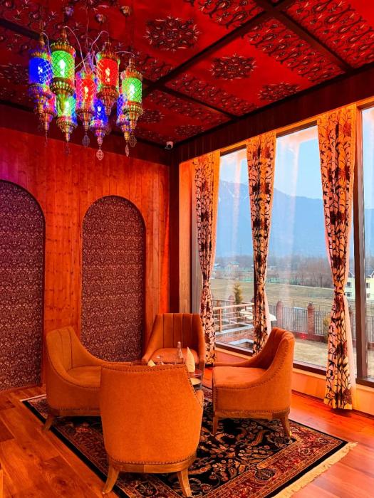 Mountnoor Sarovar Premiere Pahalgam