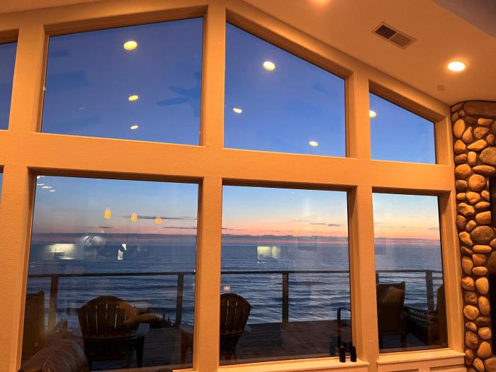 Pacific Breeze