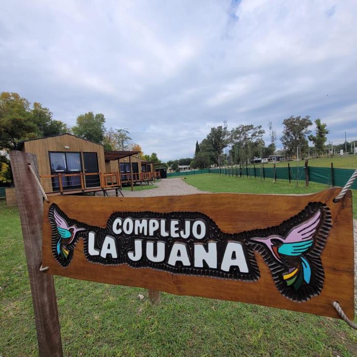 Complejo de Cabañas La Juana