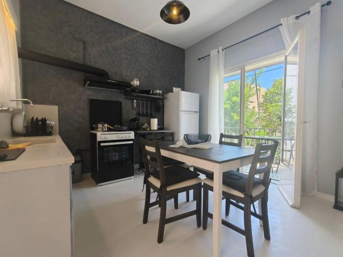 Artemis Seaside Home by Traser