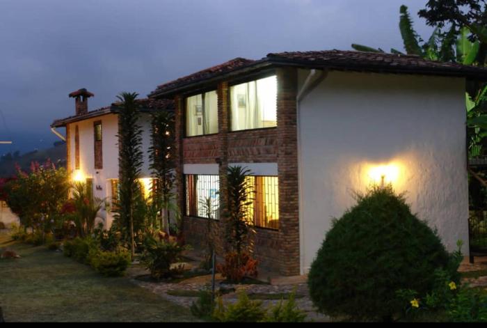 Posada & Spa Casa Blanca