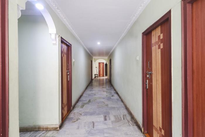 Hotel O Aadaab