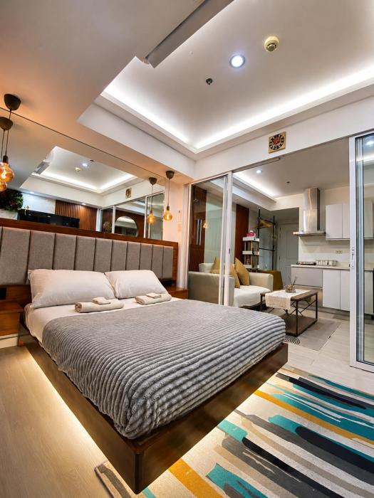 Azure Urban Resort by K&CIS Relaxury Stays