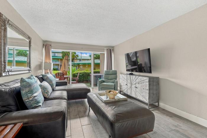 206B - 1BR1 Bath at Seaspray Condos on Okaloosa Island, Fort Walton Beach, Fl