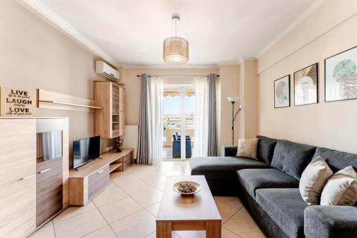Charming Apartment near Athens Center and the Sea
