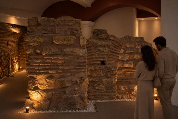 Albinas Hotel Old City