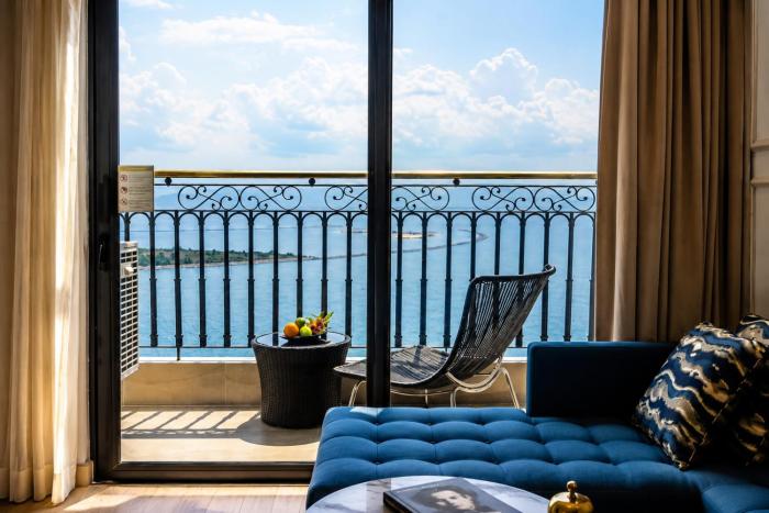 Gold Apartment With Sea View In Da Nang Bay