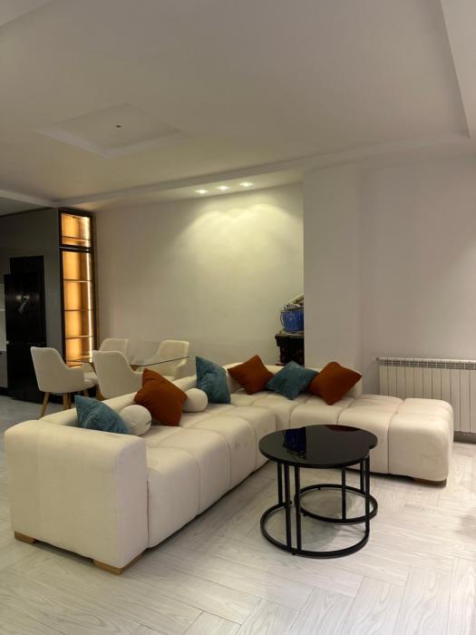 Appartement f3 équipé à Ain beniane