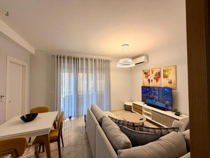 Hana Apartment, ValaMar