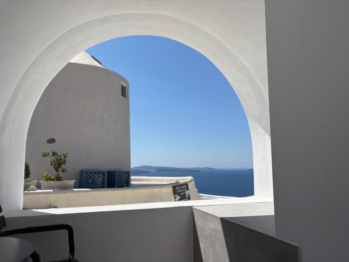 Cosy Dome House in Oia - New